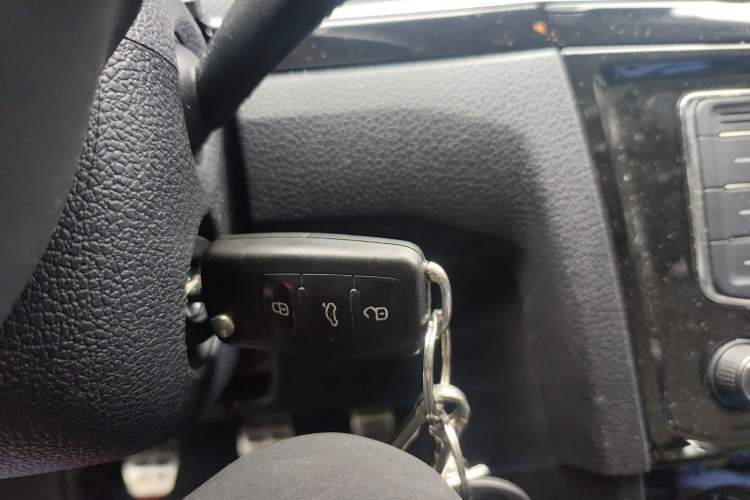 Used Volkswagen C-TREK 2018 1.5L Manual Comfort Model Interior 1