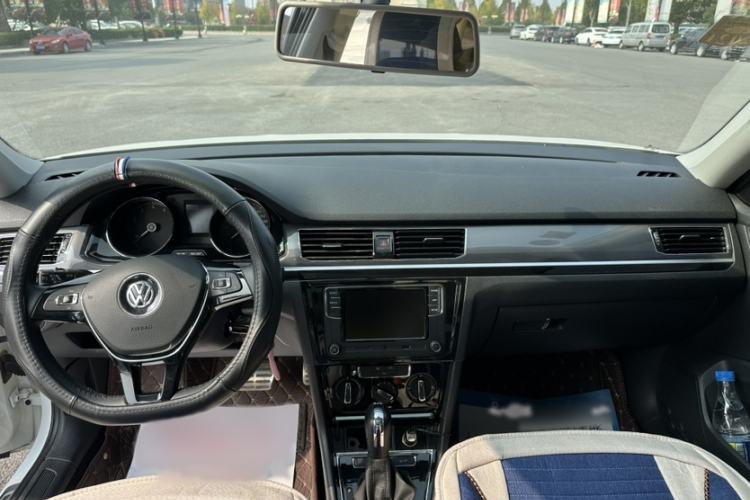 Used Volkswagen C-TREK 2018 230TSI DSG Comfort Model Interior 2