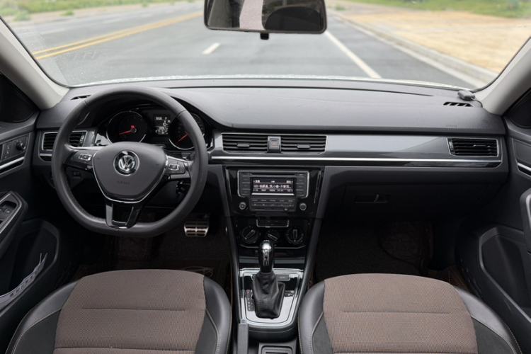 Used Volkswagen C-TREK 2018 230TSI DSG Comfort Model Interior 2