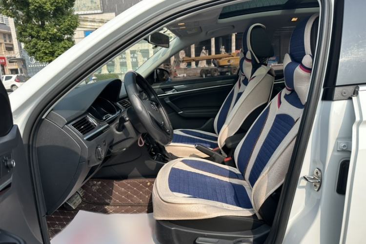 Used Volkswagen C-TREK 2018 230TSI DSG Comfort Model Interior 3