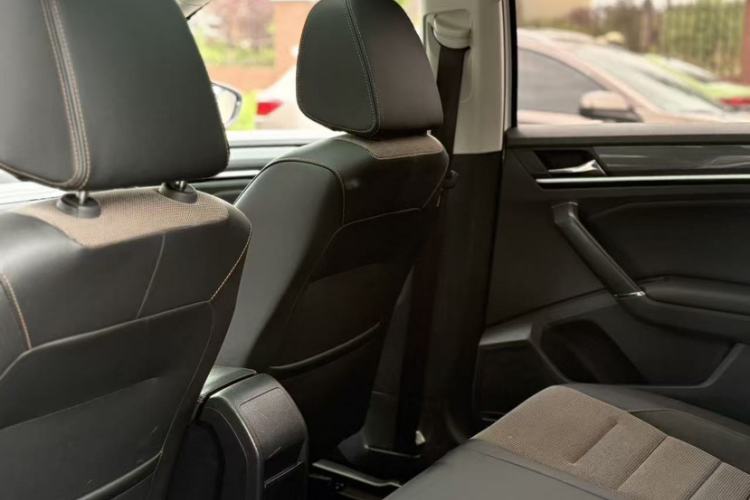 Used Volkswagen C-TREK 2018 1.5L Automatic Comfort Model Interior 3