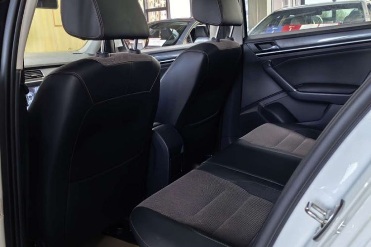 Used Volkswagen C-TREK 2018 230TSI DSG Comfort Model Interior 3
