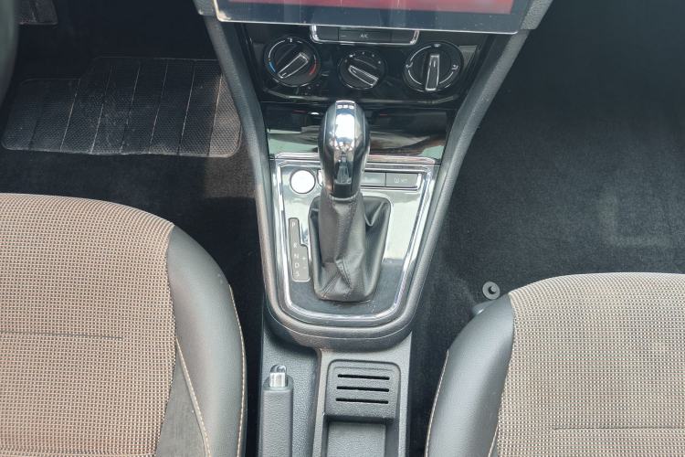 Used Volkswagen C-TREK 2018 230TSI DSG Comfort Model Interior 4