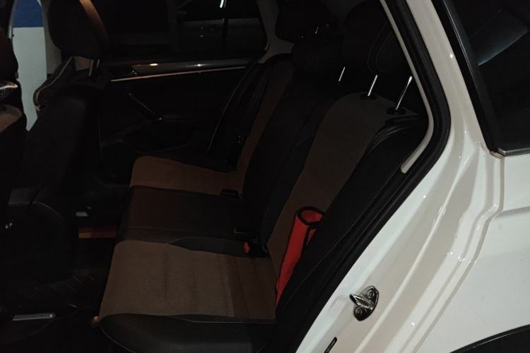 Used Volkswagen C-TREK 2018 1.5L Automatic Comfort Model Interior 4