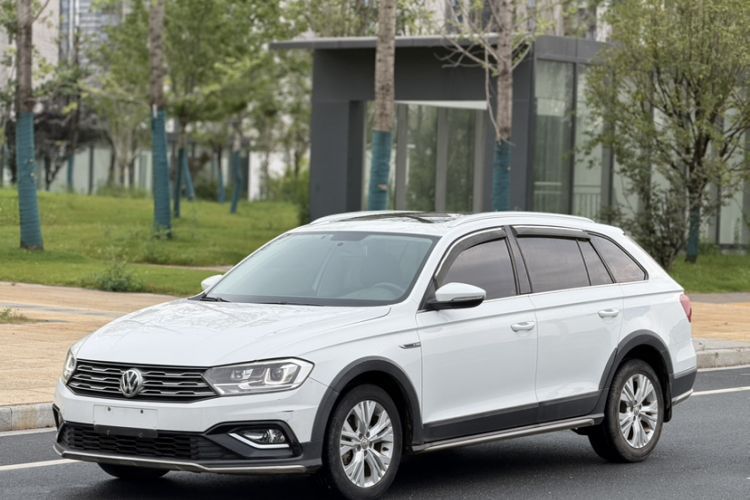 Used Volkswagen C-TREK 2018 230TSI DSG Comfort Model Guazi used car, China used car export, Used car for sale, Used  cars, Cheapest cars for sale