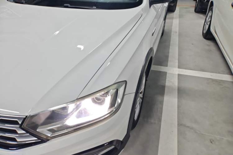 Used Volkswagen C-TREK 2018 230TSI DSG Comfort Model Left Front Headlight