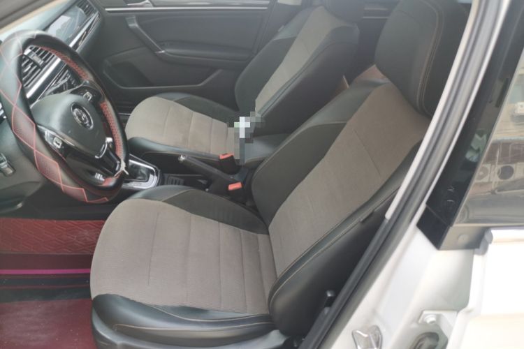 Used Volkswagen C-TREK 2018 230TSI DSG Comfort Model Left Front Seat