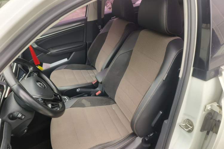 Used Volkswagen C-TREK 2018 230TSI DSG Comfort Model Left Front Seat