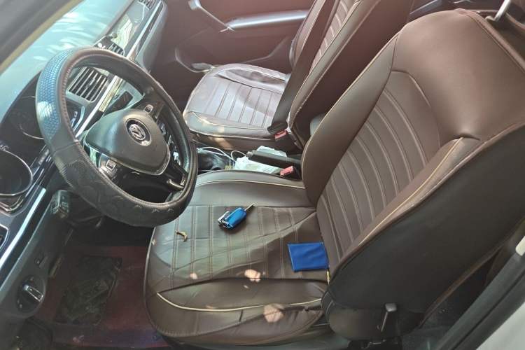 Used Volkswagen C-TREK 2018 230TSI DSG Comfort Model Left Front Seat