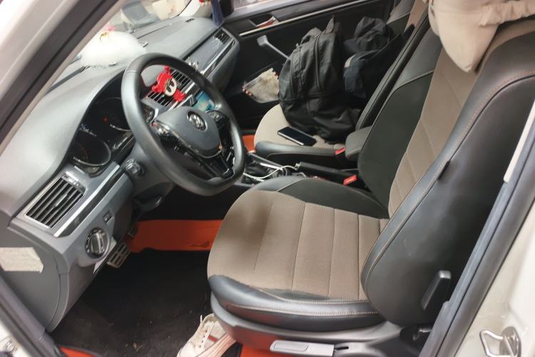 Used Volkswagen C-TREK 2018 1.5L Automatic Comfort Model Left Front Seat