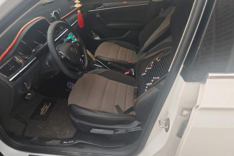 Used Volkswagen C-TREK 2018 1.5L Automatic Comfort Model Left Front Seat