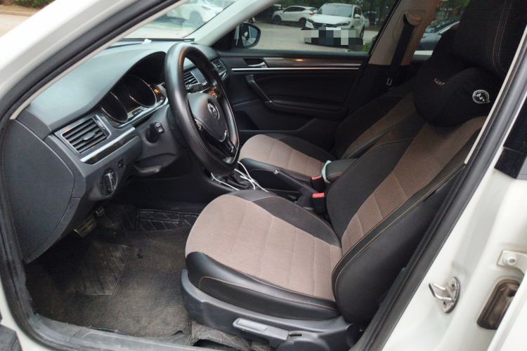Used Volkswagen C-TREK 2018 1.5L Automatic Comfort Model Left Front Seat