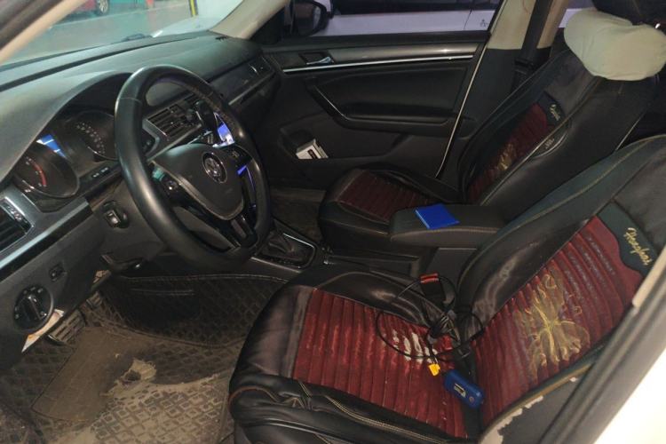 Used Volkswagen C-TREK 2018 1.5L Automatic Comfort Model Left Front Seat