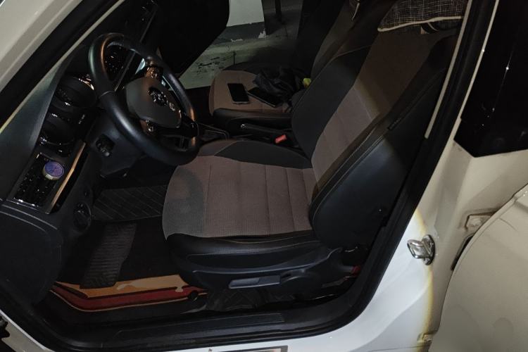 Used Volkswagen C-TREK 2018 1.5L Automatic Comfort Model Left Front Seat