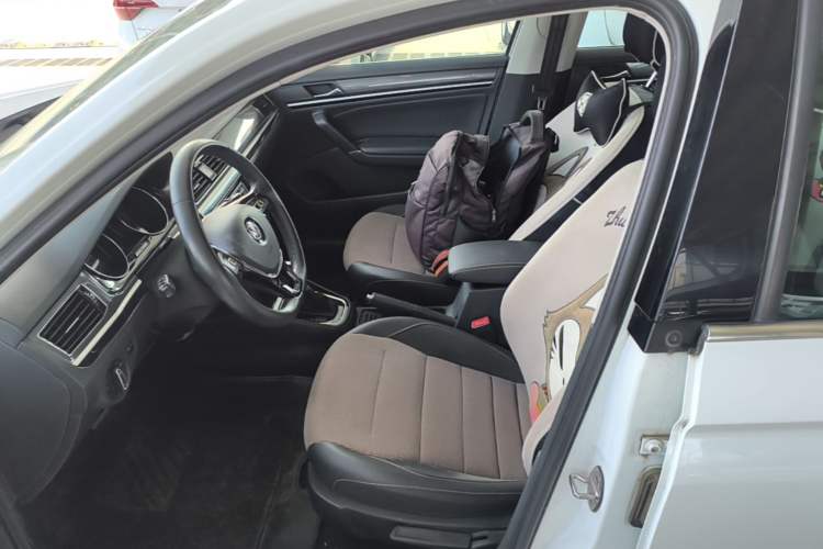 Used Volkswagen C-TREK 2018 230TSI DSG Comfort Model Left Front Seat