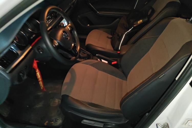 Used Volkswagen C-TREK 2018 230TSI DSG Comfort Model Left Front Seat