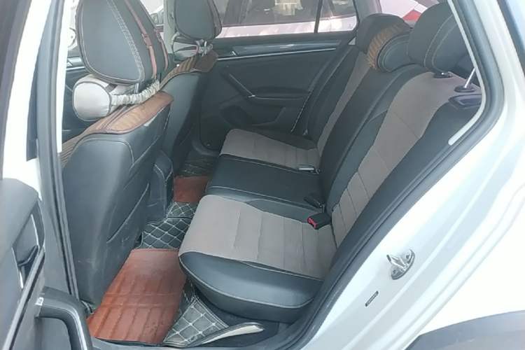 Used Volkswagen C-TREK 2018 1.5L Automatic Comfort Model Left Rear Seat