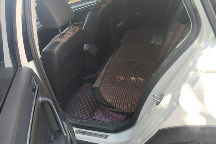 Used Volkswagen C-TREK 2018 1.5L Manual Comfort Model Left Rear Seat