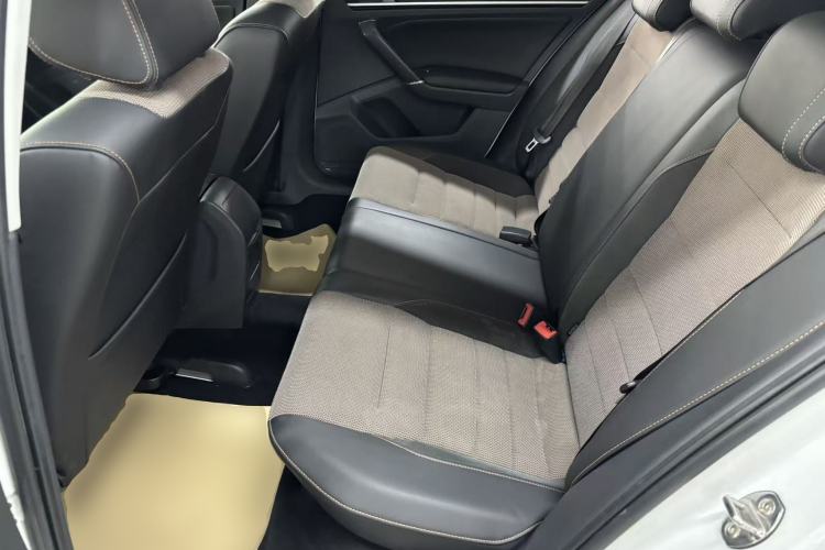 Used Volkswagen C-TREK 2018 1.5L Automatic Comfort Model Left Rear Seat