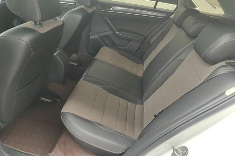 Used Volkswagen C-TREK 2018 1.5L Automatic Comfort Model Left Rear Seat