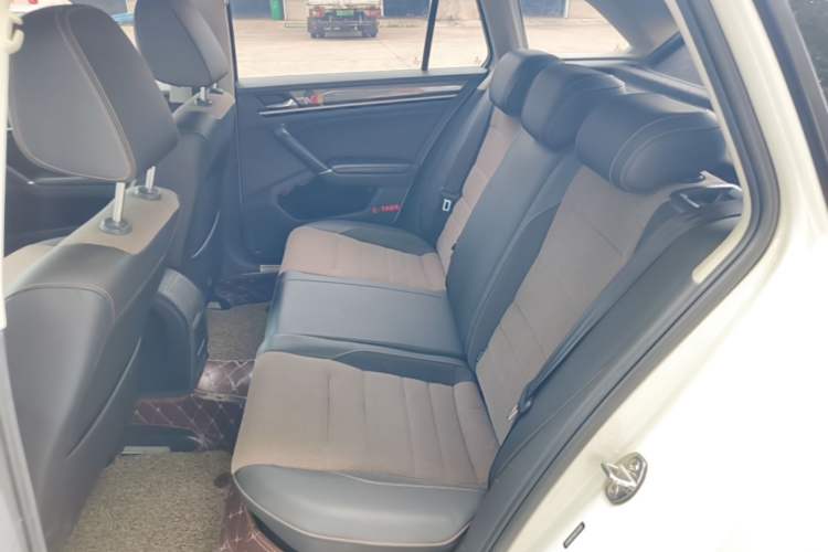 Used Volkswagen C-TREK 2018 1.5L Automatic Comfort Model Left Rear Seat