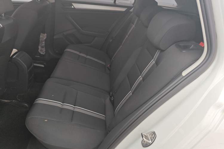 Used Volkswagen C-TREK 2018 1.5L Manual Fashion Model Left Rear Seat