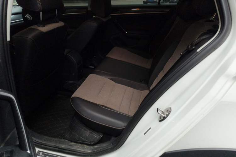 Used Volkswagen C-TREK 2018 1.5L Automatic Comfort Model Left Rear Seat