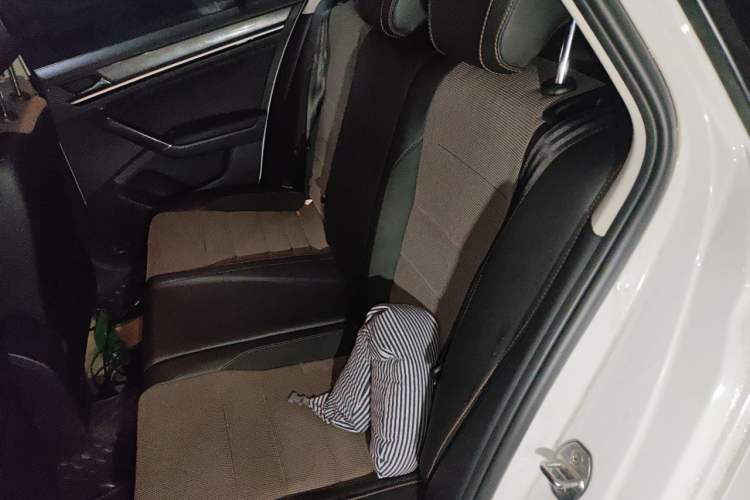 Used Volkswagen C-TREK 2018 230TSI DSG Comfort Model Left Rear Seat