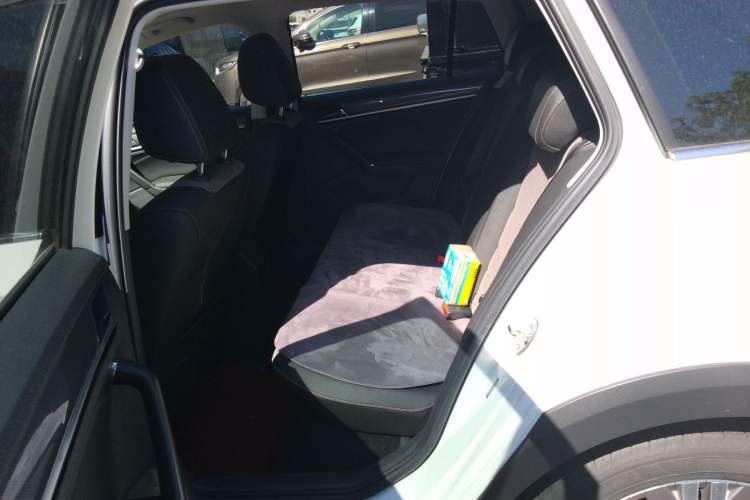 Used Volkswagen C-TREK 2018 230TSI DSG Comfort Model Left Rear Seat