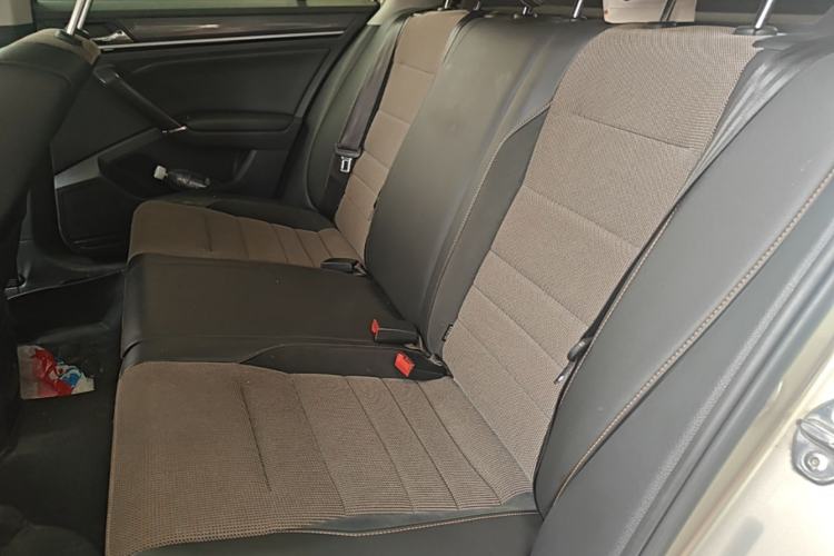 Used Volkswagen C-TREK 2018 230TSI DSG Comfort Model Left Rear Seat