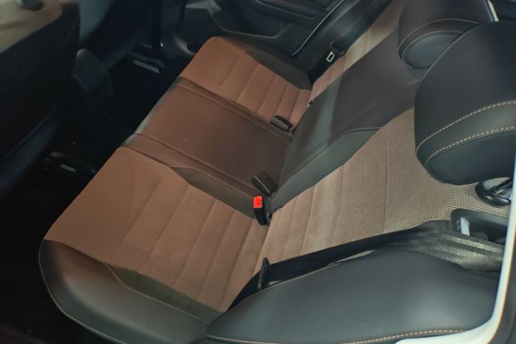 Used Volkswagen C-TREK 2018 230TSI DSG Comfort Model Left Rear Seat