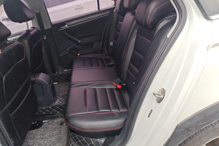 Used Volkswagen C-TREK 2018 1.5L Automatic Comfort Model Left Rear Seat