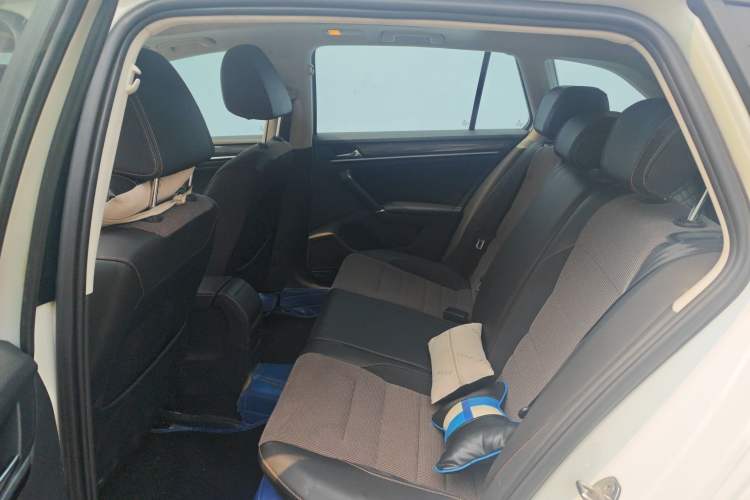 Used Volkswagen C-TREK 2018 1.5L Automatic Comfort Model Left Rear Seat