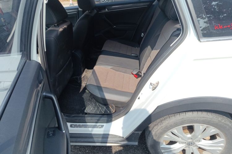 Used Volkswagen C-TREK 2018 230TSI DSG Comfort Model Left Rear Seat