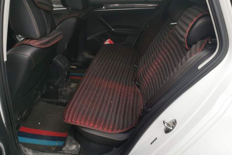 Used Volkswagen C-TREK 2018 1.5L Manual Comfort Model Left Rear Seat