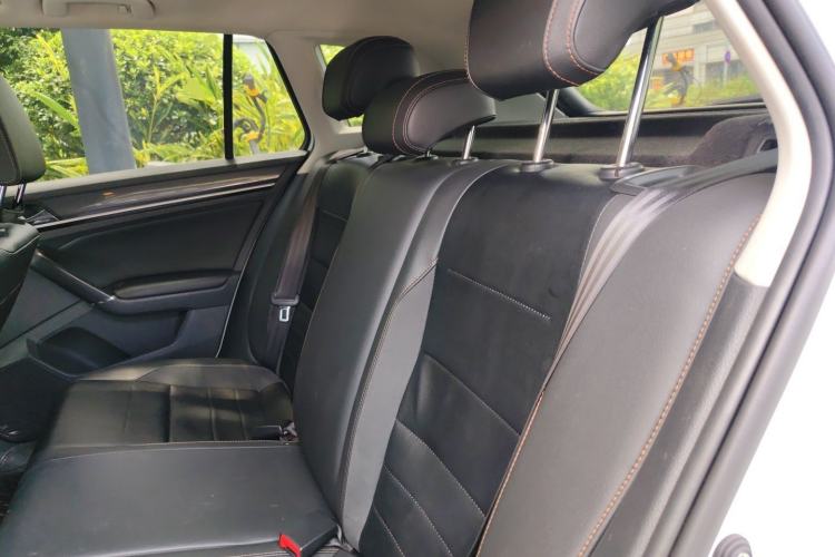 Used Volkswagen C-TREK 2018 1.5L Automatic Comfort Model Left Rear Seat