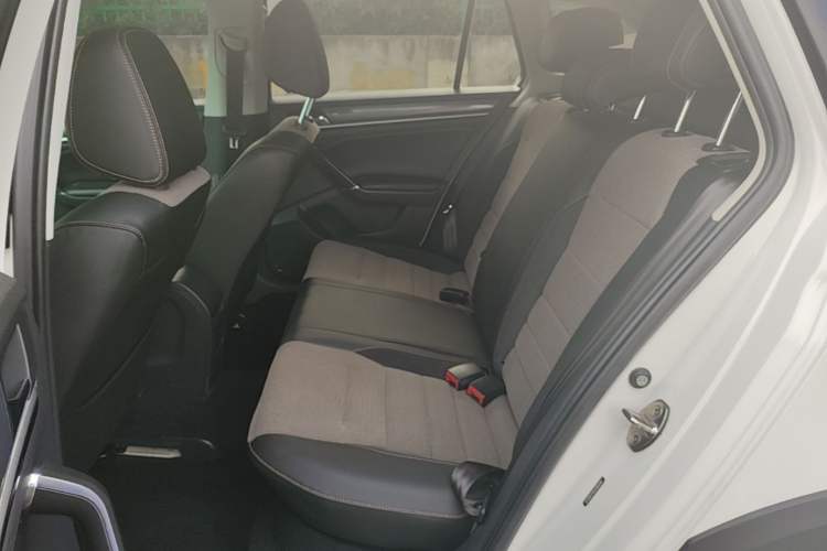 Used Volkswagen C-TREK 2018 1.5L Automatic Comfort Model Left Rear Seat