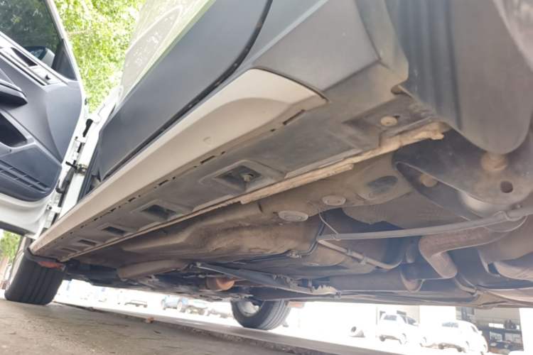 Used Volkswagen C-TREK 2018 1.5L Automatic Comfort Model Left Side Sill