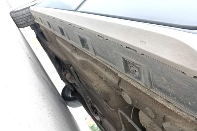 Used Volkswagen C-TREK 2018 1.5L Automatic Fashion Model Left Side Sill