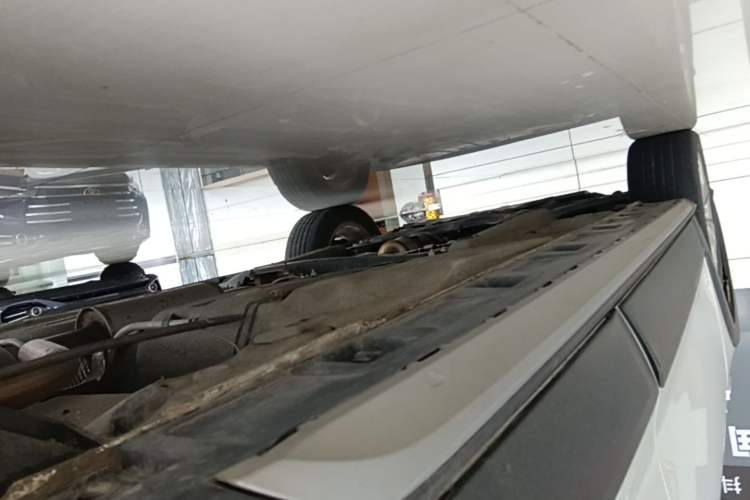 Used Volkswagen C-TREK 2018 1.5L Automatic Comfort Model Left Side Sill