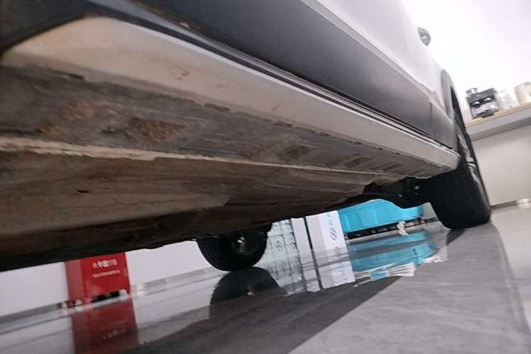 Used Volkswagen C-TREK 2018 230TSI DSG Comfort Model Left Side Sill