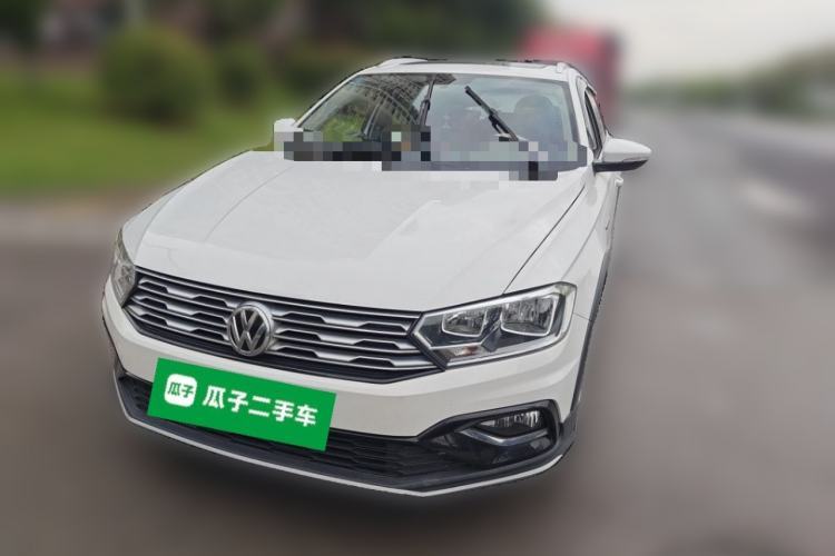 Used Volkswagen C-TREK 2018 1.5L Automatic Comfort Model Guazi used car, China used car export, Used car for sale, Used  cars, Cheapest cars for sale