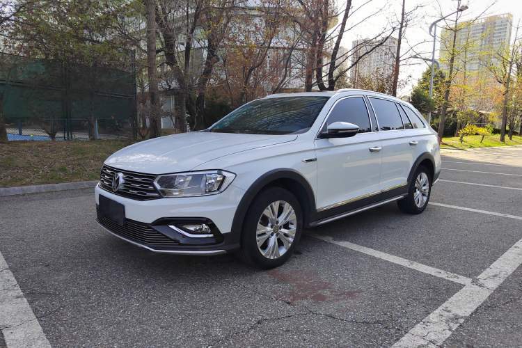 Used Volkswagen C-TREK 2018 1.5L Automatic Comfort Model Guazi used car, China used car export, Used car for sale, Used  cars, Cheapest cars for sale