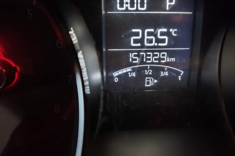 Used Volkswagen C-TREK 2018 230TSI DSG Comfort Model Odometer Close Up