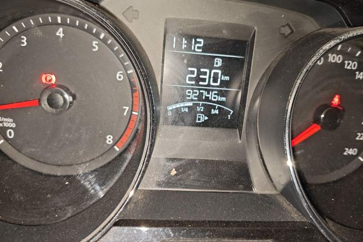 Used Volkswagen C-TREK 2018 1.5L Manual Comfort Model Odometer Close Up