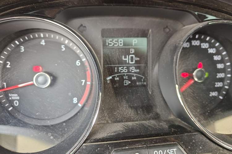 Used Volkswagen C-TREK 2018 1.5L Automatic Comfort Model Odometer Close Up