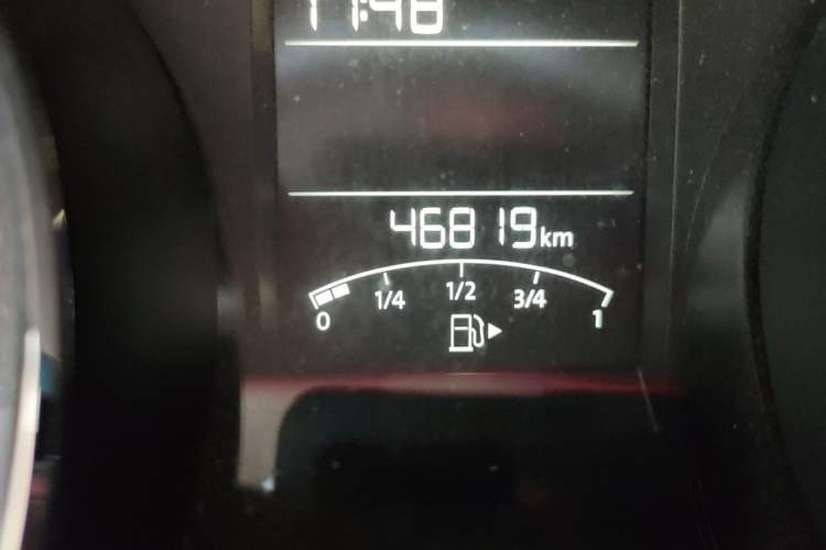 Used Volkswagen C-TREK 2018 1.5L Automatic Comfort Model Odometer Close Up