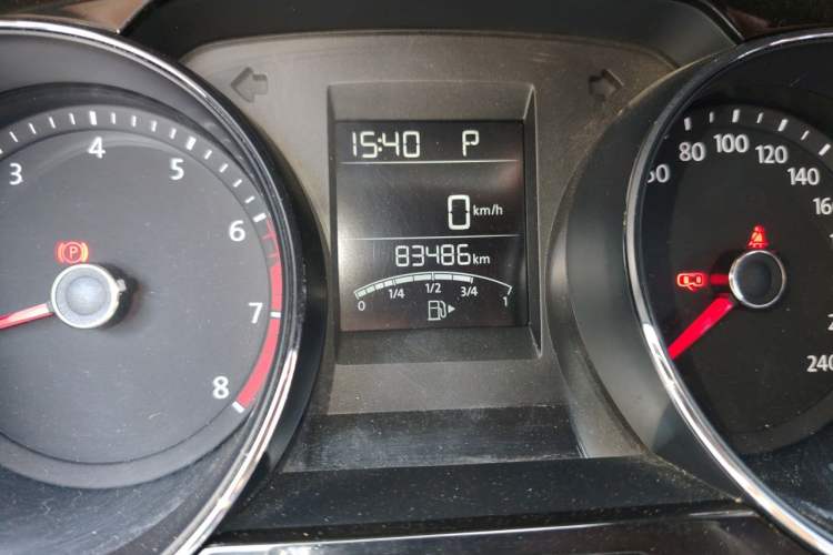 Used Volkswagen C-TREK 2018 1.5L Automatic Comfort Model Odometer Close Up