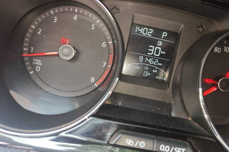Used Volkswagen C-TREK 2018 1.5L Automatic Comfort Model Odometer Close Up