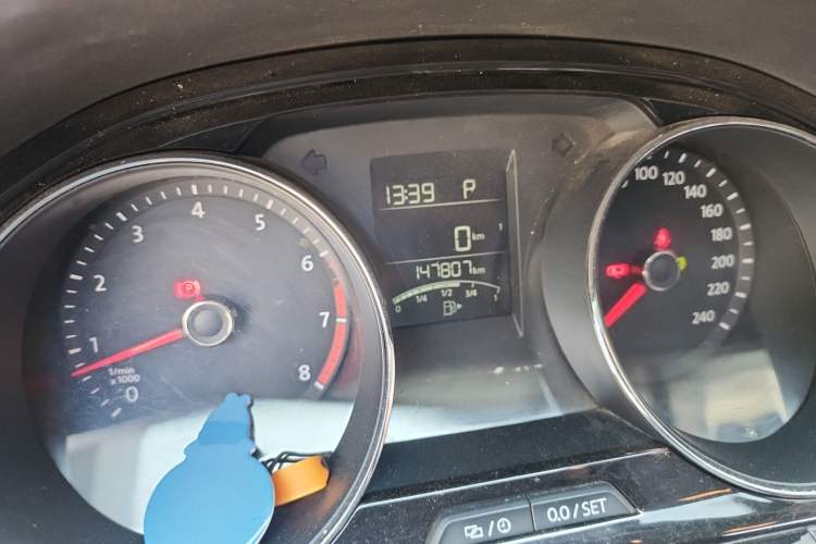 Used Volkswagen C-TREK 2018 1.5L Automatic Comfort Model Odometer Close Up